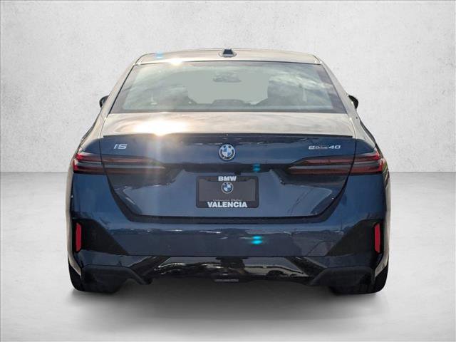 Used 2026 BMW i5 eDrive40 w/ M Sport Package image 8