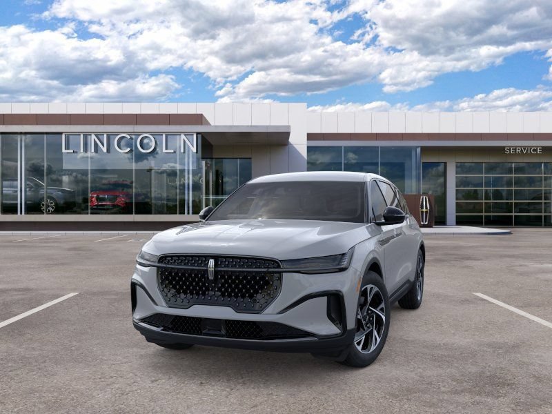 New 2026 Lincoln Nautilus Premier w/ Jet Appearance Package AWD/4WD image 2