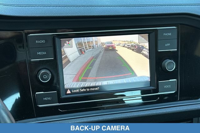 Used 2023 Volkswagen Jetta SE w/ Panoramic Sunroof Package FWD image 20