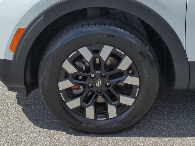 Certified 2025 Hyundai Santa Cruz SEL FWD image 11