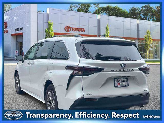 Certified 2024 Toyota Sienna XLE w/ XLE Plus Package AWD/4WD image 8