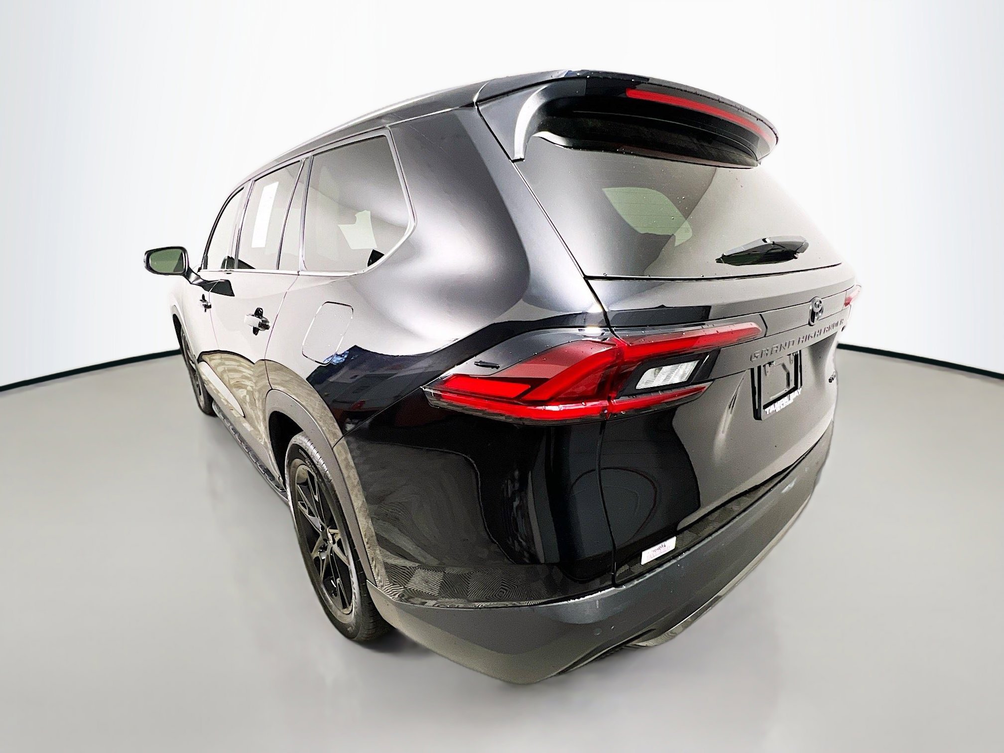 Used 2025 Toyota Grand Highlander AWD Hybrid image 8