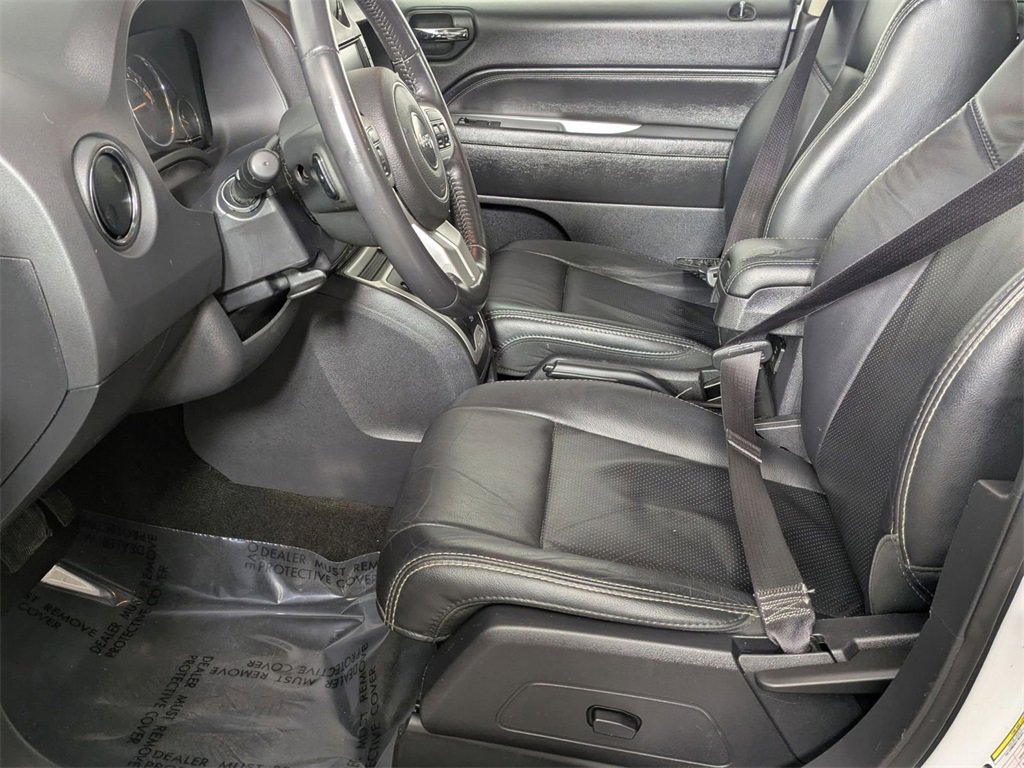 Certified 2017 Jeep Compass High Altitude image 12