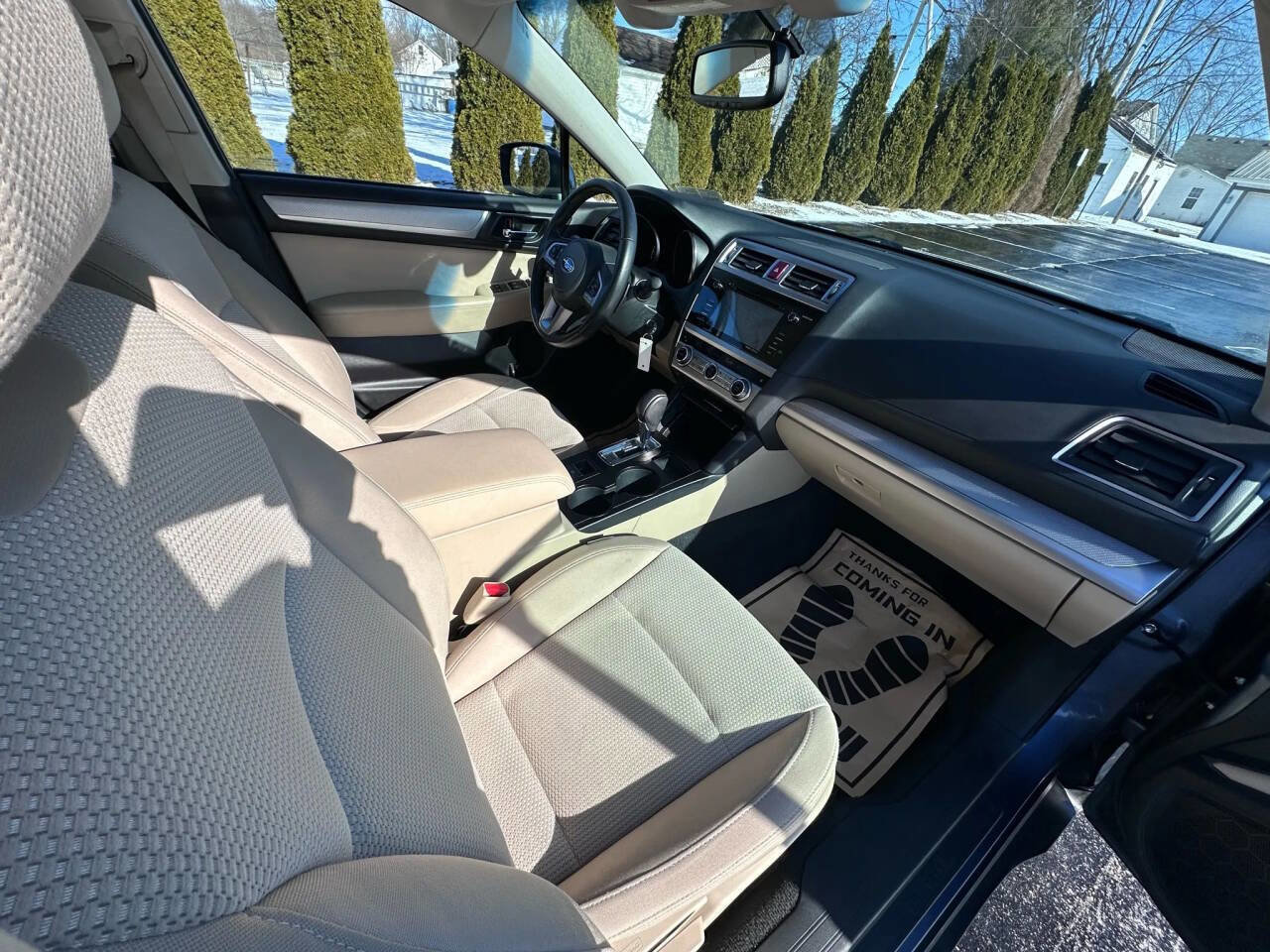 Used 2015 Subaru Outback 2.5i Premium image 12