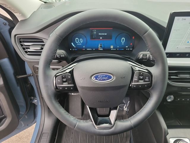 Certified 2023 Ford Escape Platinum AWD/4WD image 16