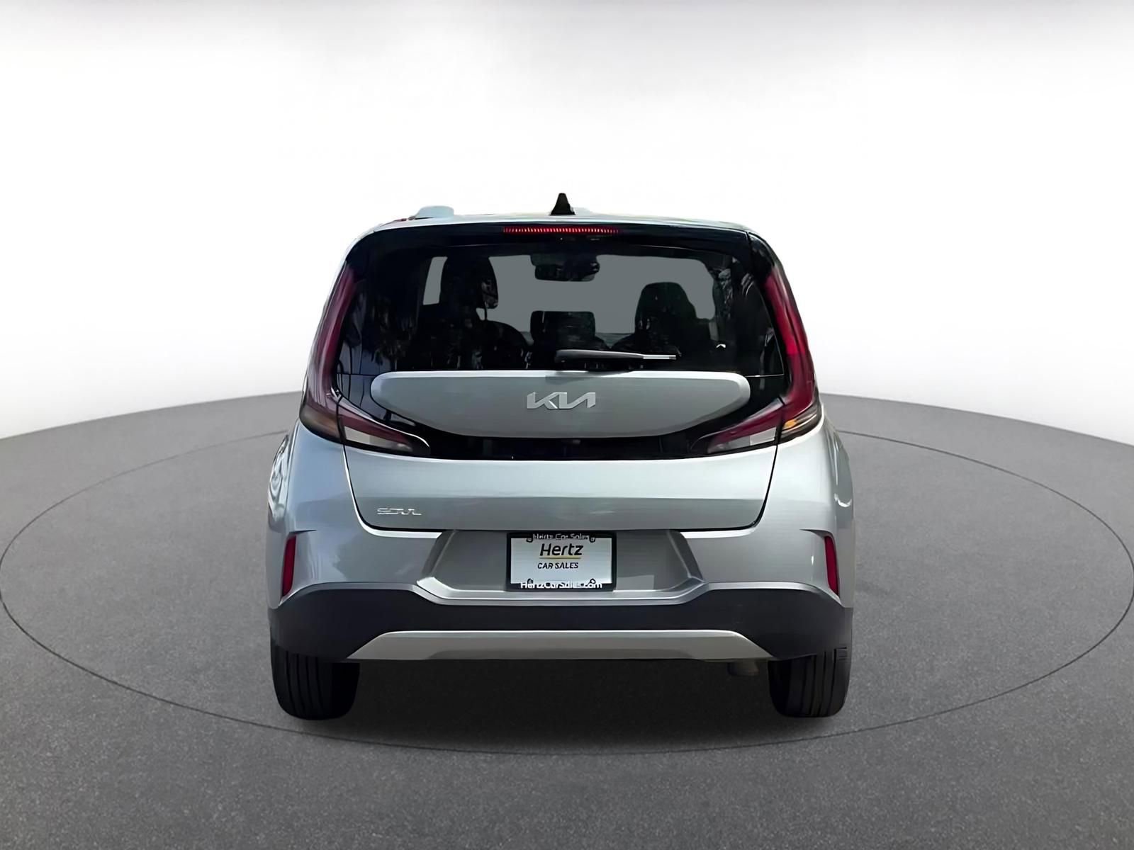 Used 2025 Kia Soul LX w/ LX Technology Package image 12