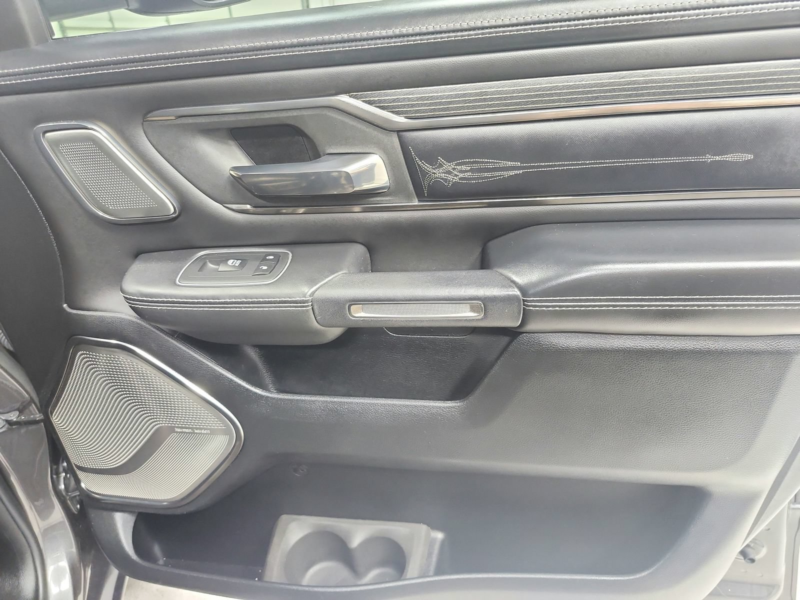 Used 2020 RAM 1500 Limited RWD image 47