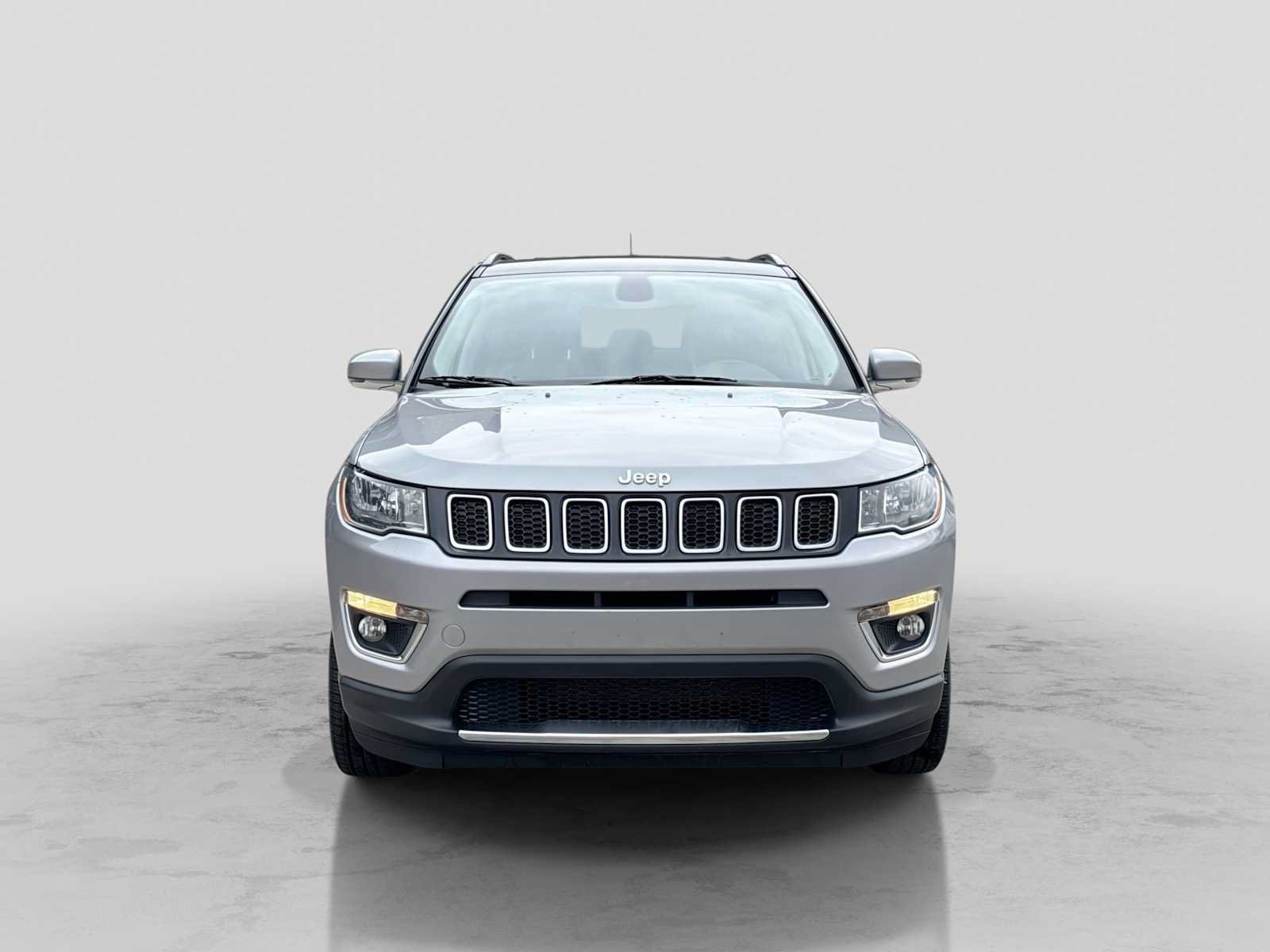 Used 2019 Jeep Compass Limited AWD/4WD image 9
