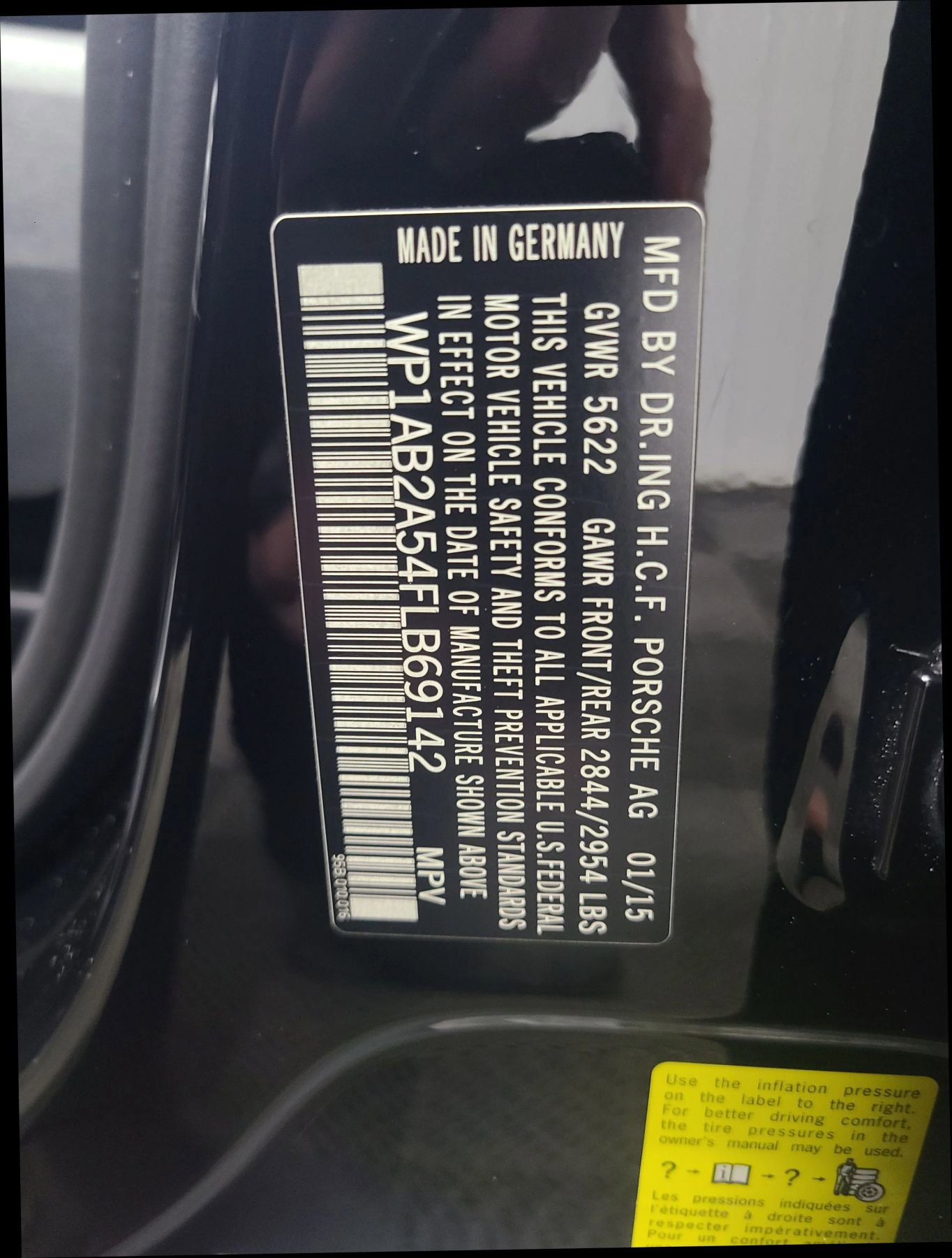 Used 2015 Porsche Macan S w/ Premium Package Plus image 3