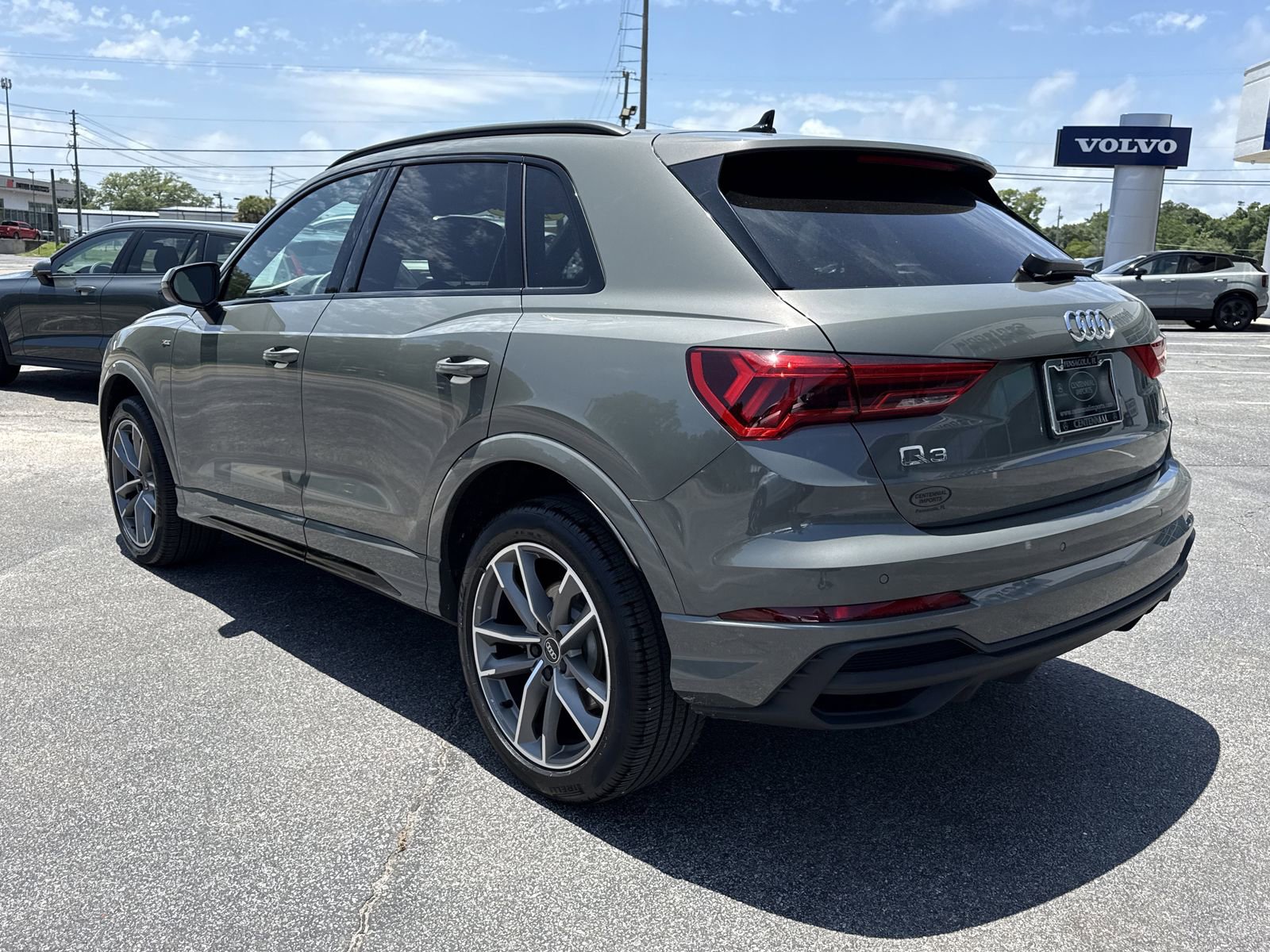 Used 2024 Audi Q3 2.0T Premium Plus AWD/4WD image 3