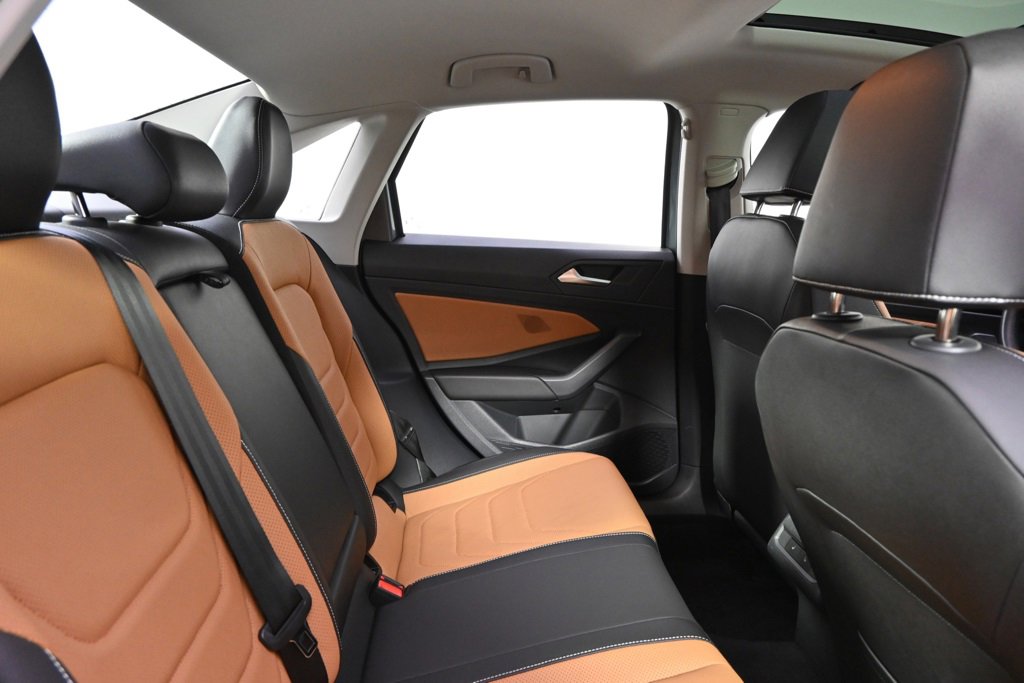 Used 2024 Volkswagen Jetta SEL image 18