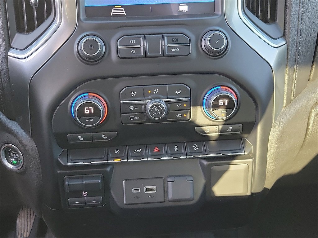 Used 2020 Chevrolet Silverado 1500 LT w/ Texas Edition image 17