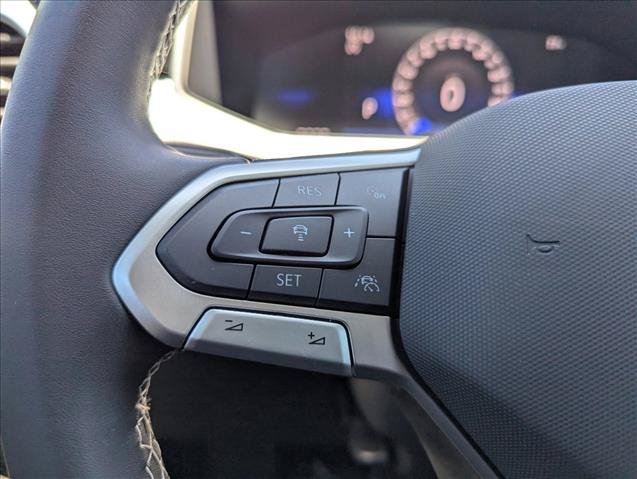 New 2026 Volkswagen Taos SE FWD image 13