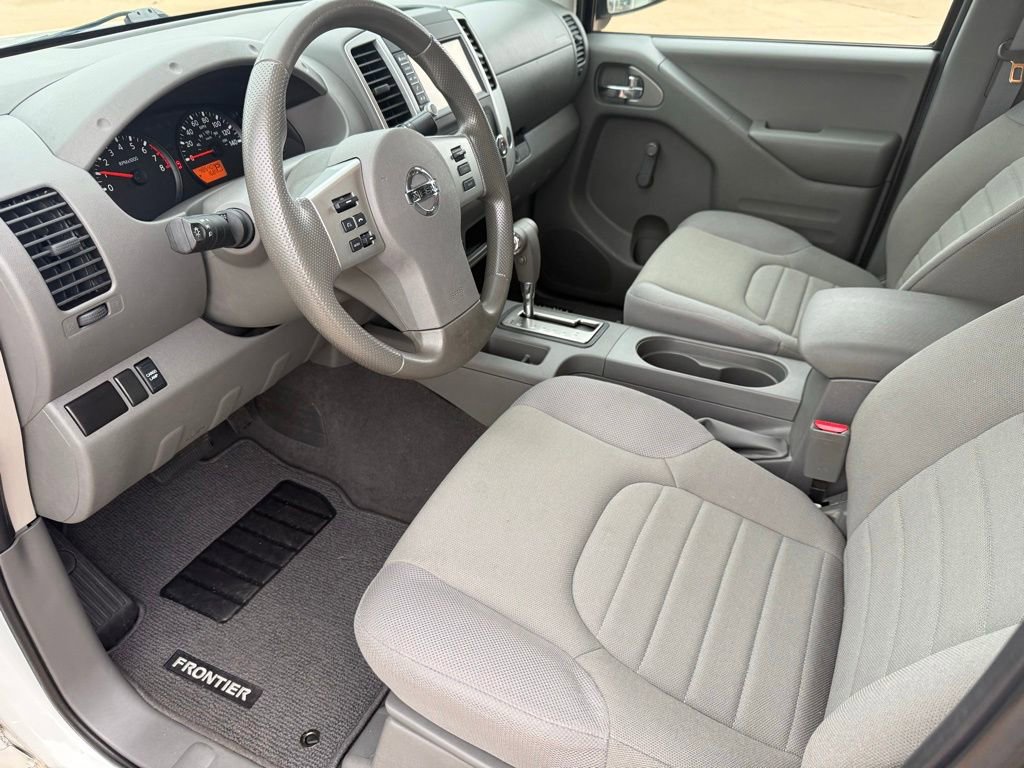 Used 2019 Nissan Frontier S RWD image 8