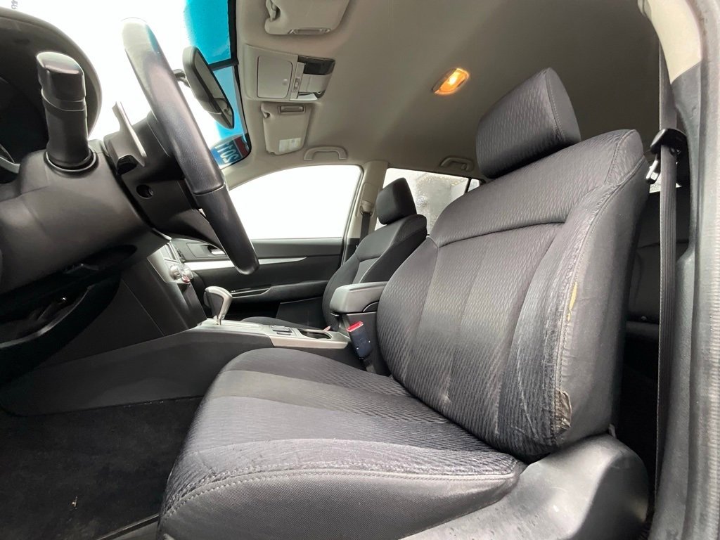 Used 2011 Subaru Outback 2.5i Premium w/ All-Weather Pkg image 11