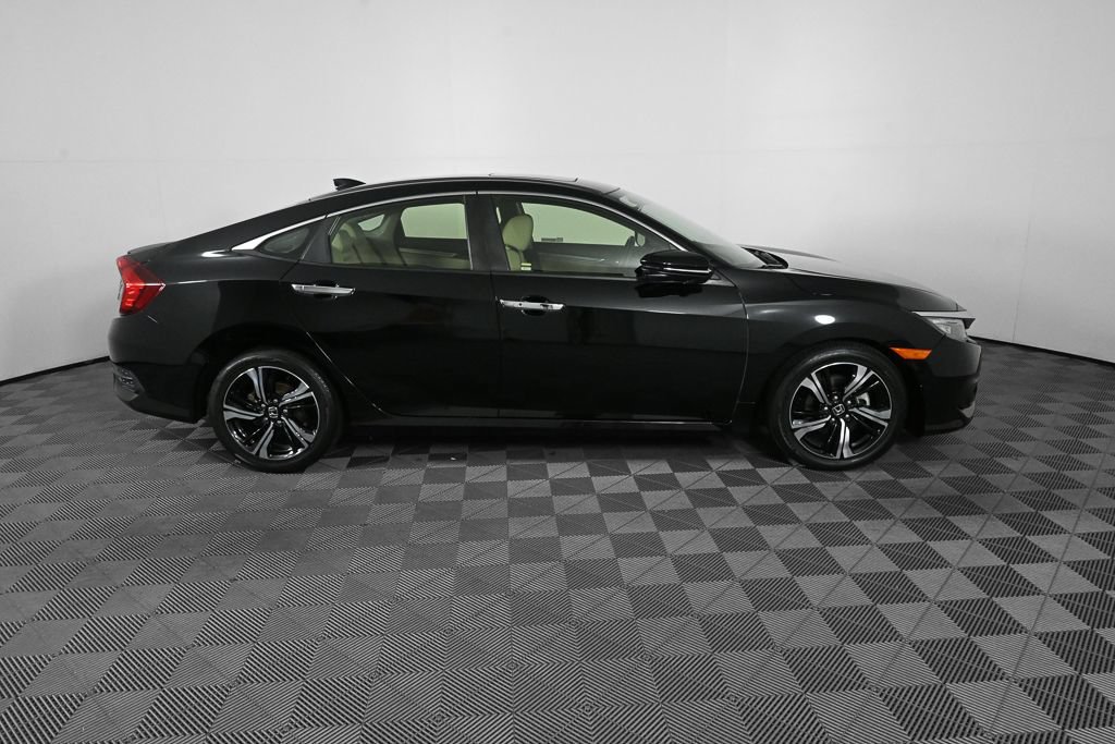 Used 2018 Honda Civic Touring image 23