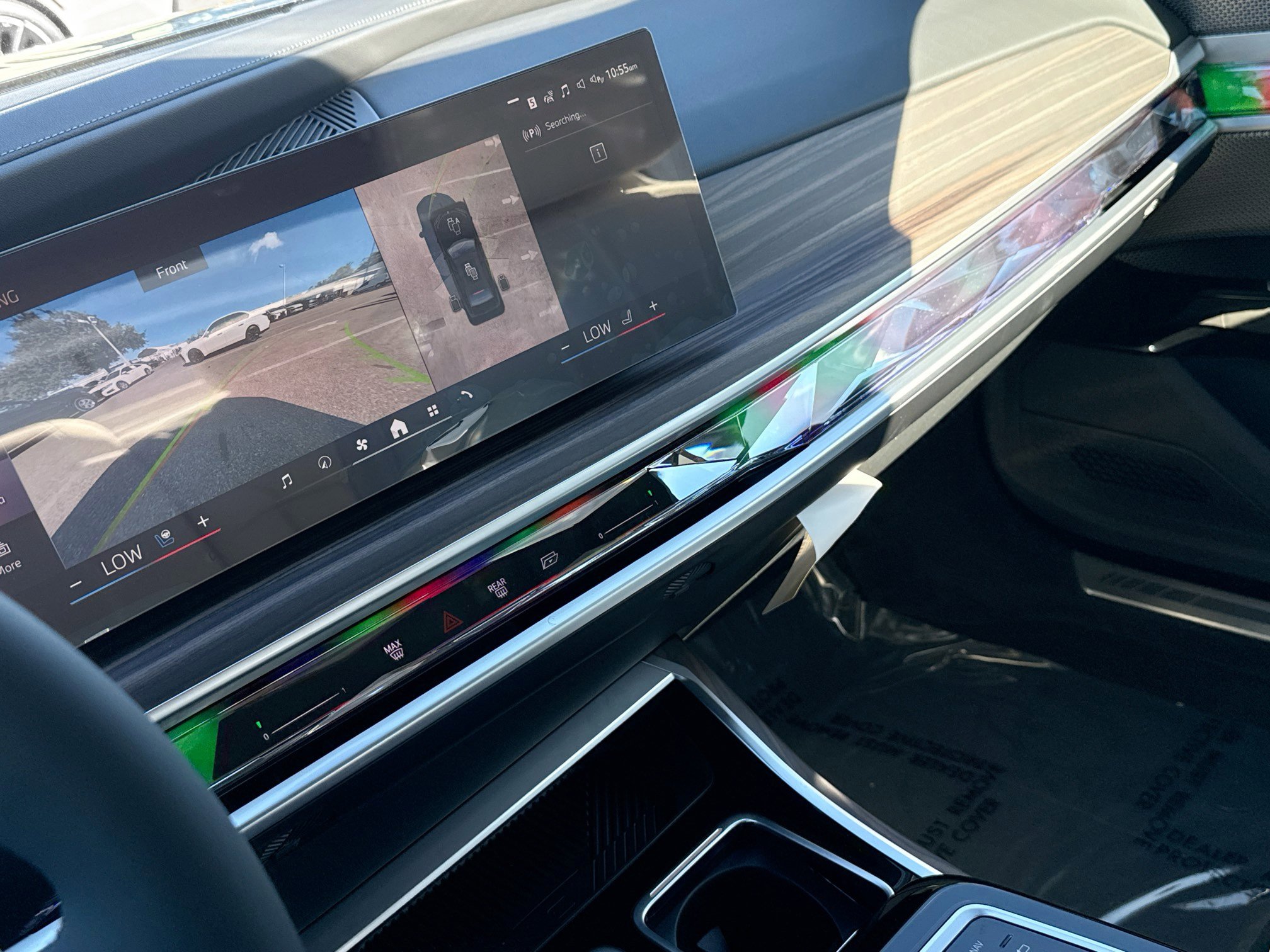 New 2026 BMW 750e xDrive image 27