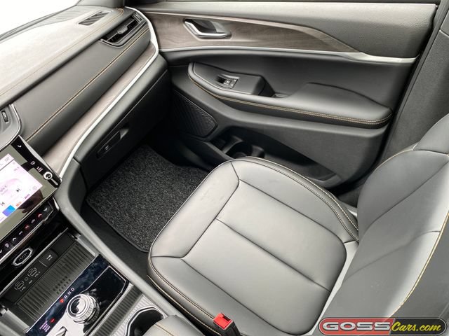 New 2026 Jeep Grand Cherokee L Limited AWD/4WD image 18