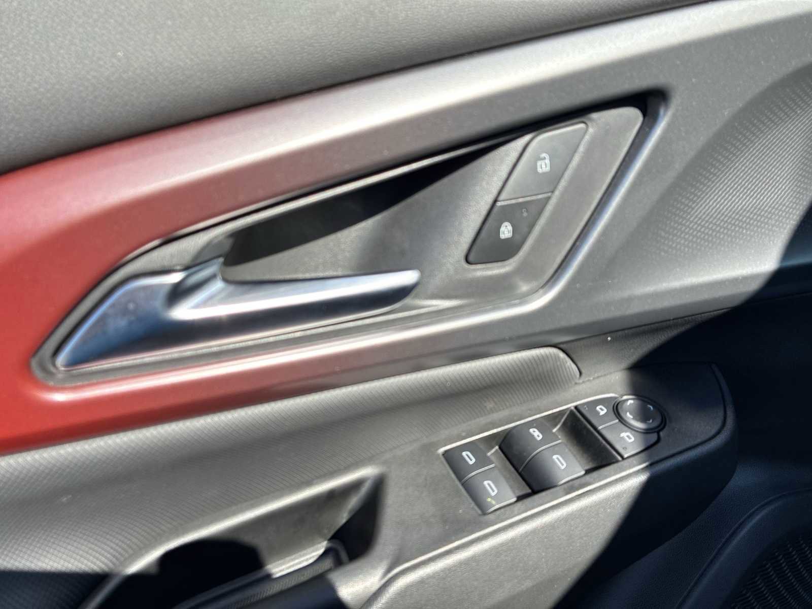 Used 2024 Chevrolet Equinox EV RS image 22