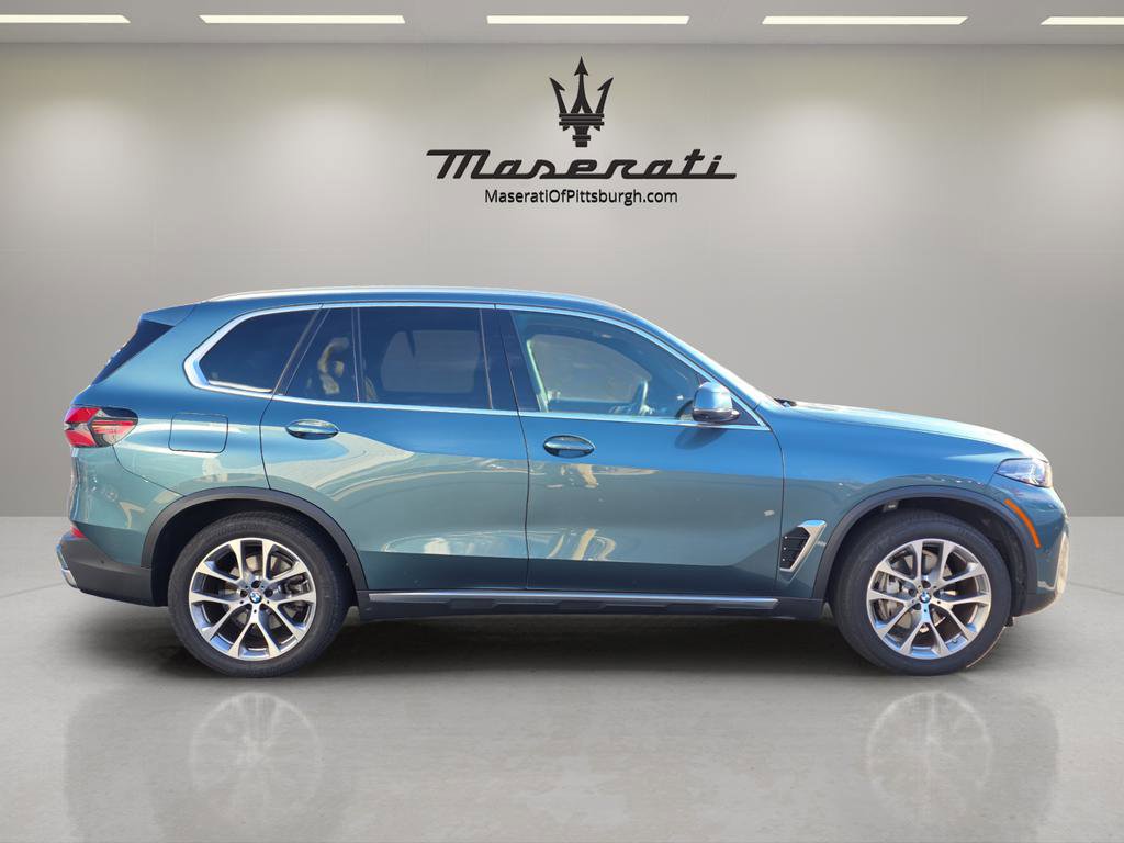 Used 2024 BMW X5 xDrive40i w/ Parking Assistance Package image 12