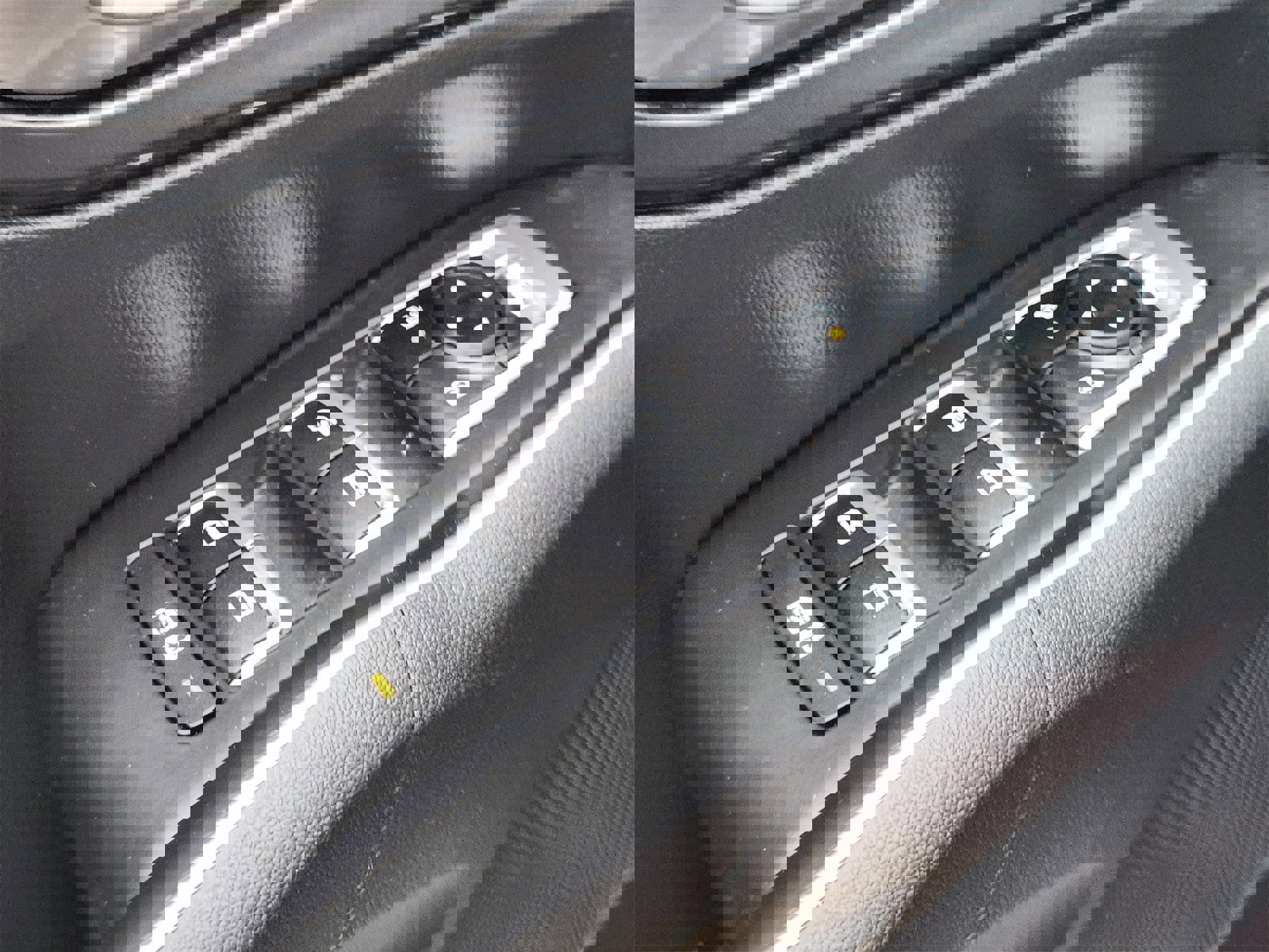 Used 2025 Kia Sorento S w/ Panoramic Sunroof Package image 31