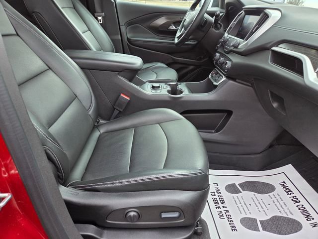 Used 2024 GMC Terrain SLT w/ Infotainment Package II image 41