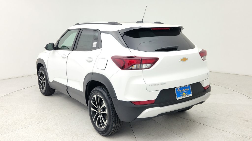 New 2026 Chevrolet TrailBlazer LT w/ LT Cold Weather Package FWD image 6