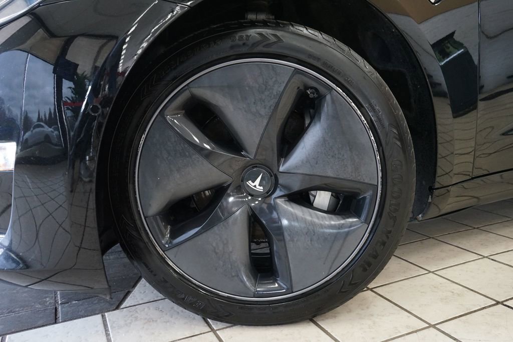 Used 2018 Tesla Model 3 Long Range image 45