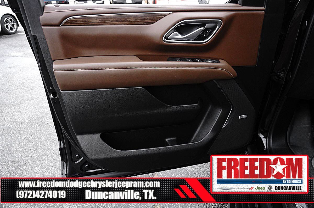 Used 2023 Chevrolet Suburban High Country AWD/4WD image 43