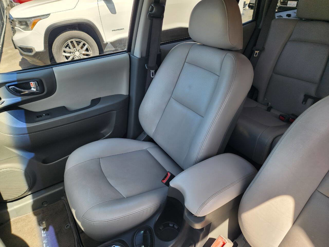 Used 2005 Hyundai Santa Fe LX image 11