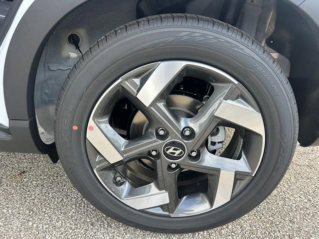New 2026 Hyundai Venue SEL image 12