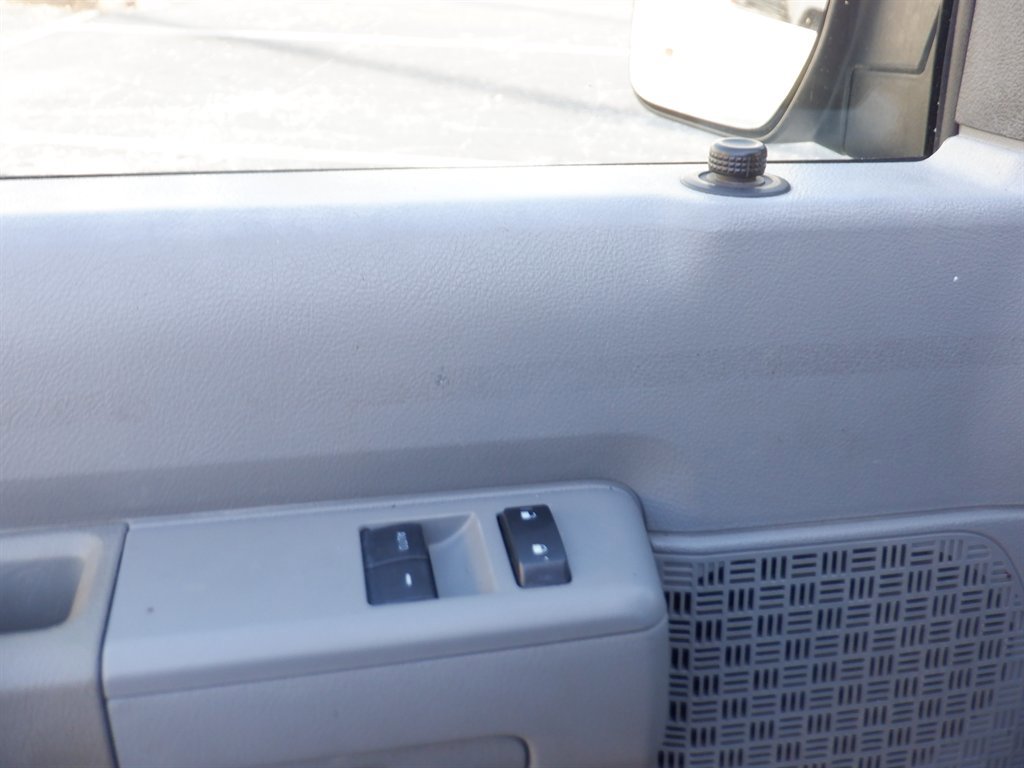 Used 2014 Ford E-250 and Econoline 250 w/ Commercial Cargo Van Package image 12