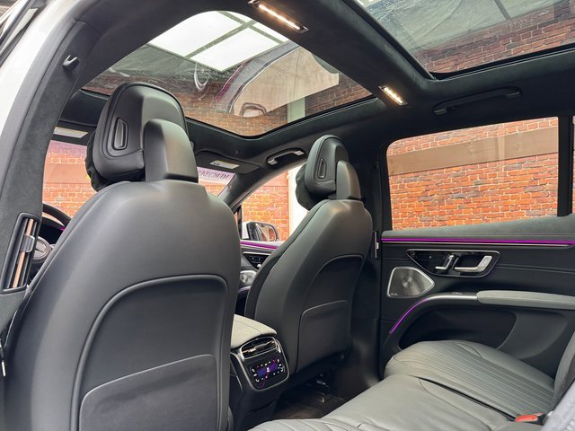 Certified 2023 Mercedes-Benz EQS 580 4MATIC SUV image 24