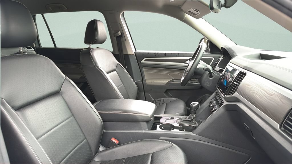 Certified 2023 Volkswagen Atlas SE FWD image 35