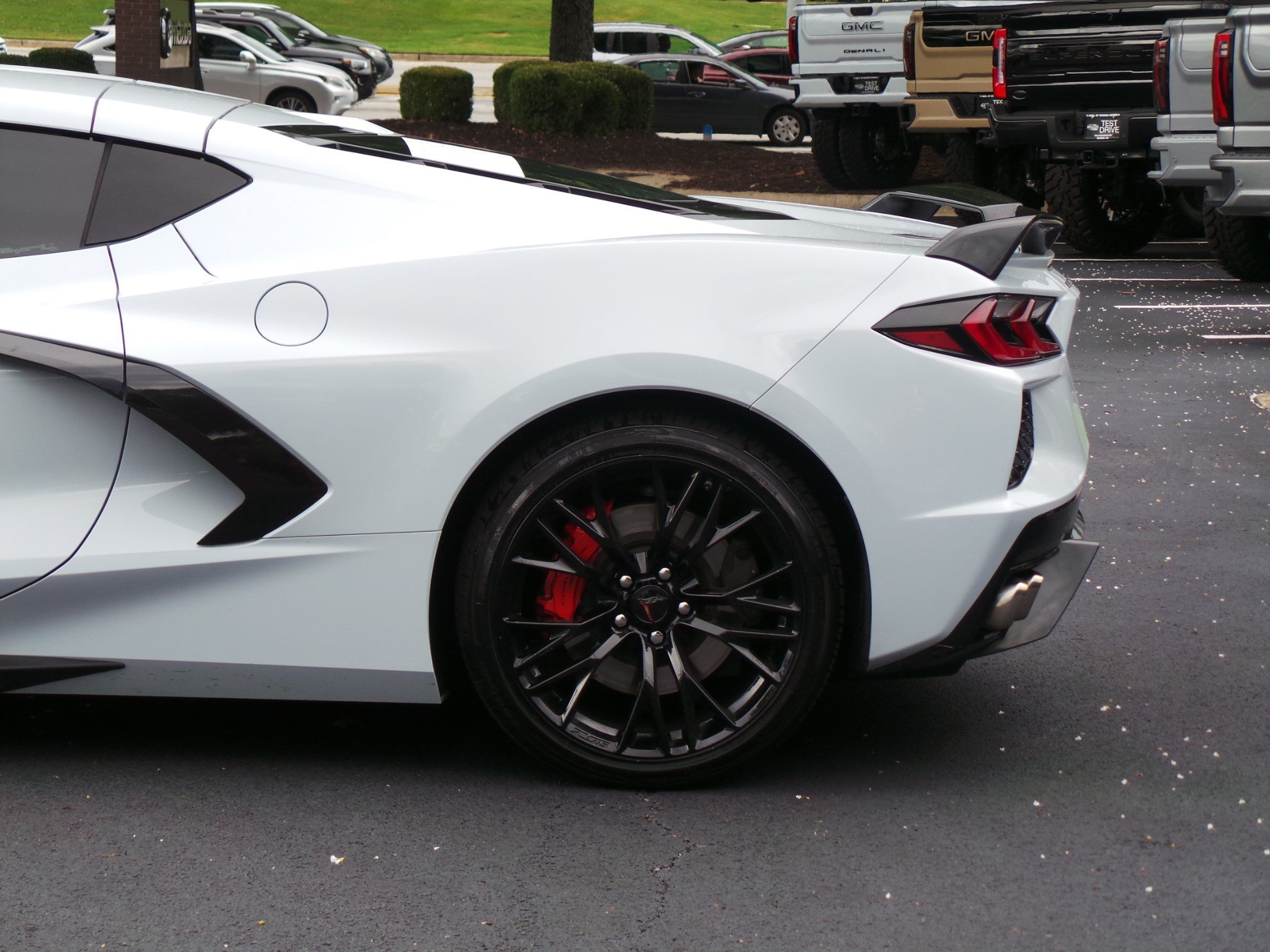Used 2023 Chevrolet Corvette Stingray Premium Cpe w/ Z51 Performance Package RWD image 25