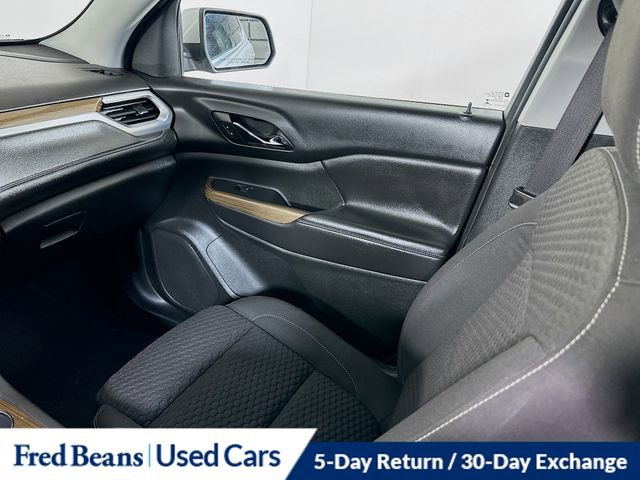 Used 2017 GMC Acadia SLE w/ Driver Alert Package I FWD image 29