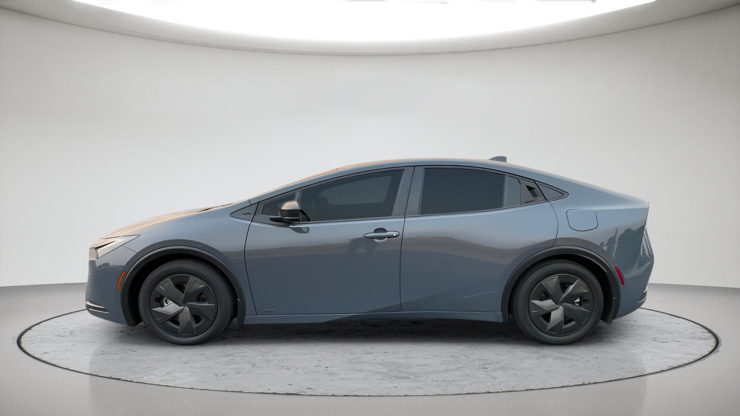 Certified 2025 Toyota Prius LE AWD/4WD image 6