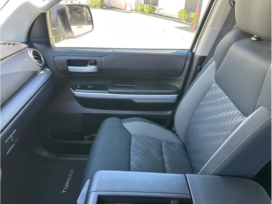 Used 2019 Toyota Tundra SR5 AWD/4WD image 21