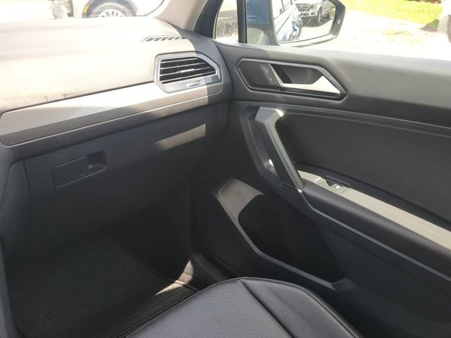 Used 2018 Volkswagen Tiguan SE FWD image 20