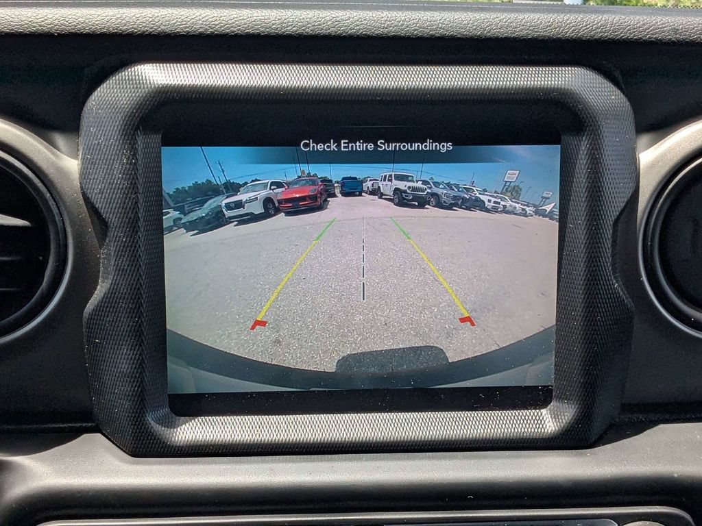 Used 2021 Jeep Wrangler Unlimited Sport AWD/4WD image 30
