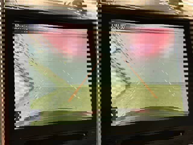 Used 2017 Porsche Cayenne Turbo AWD/4WD image 13