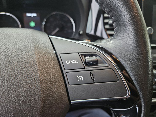 Used 2018 Mitsubishi Outlander LE FWD image 28