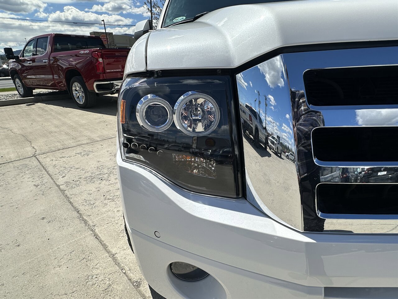 Used 2014 Ford Expedition EL Limited w/ Equipment Group 301A AWD/4WD image 18