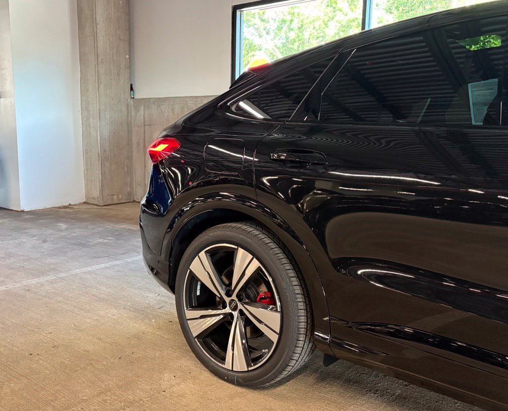 New 2026 Audi SQ5 Prestige AWD/4WD image 10