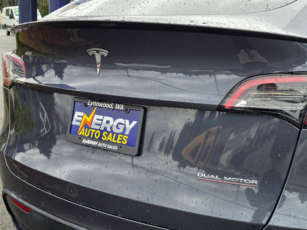 Used 2021 Tesla Model Y Performance image 16