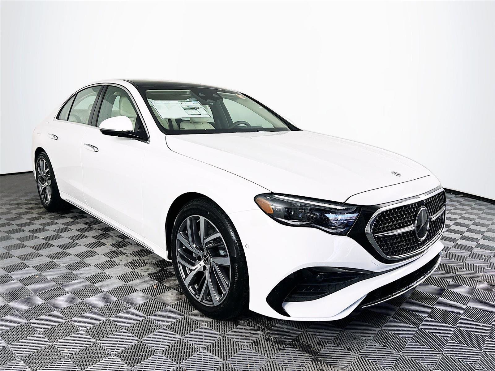 New 2026 Mercedes-Benz E 350 4MATIC Sedan image 8