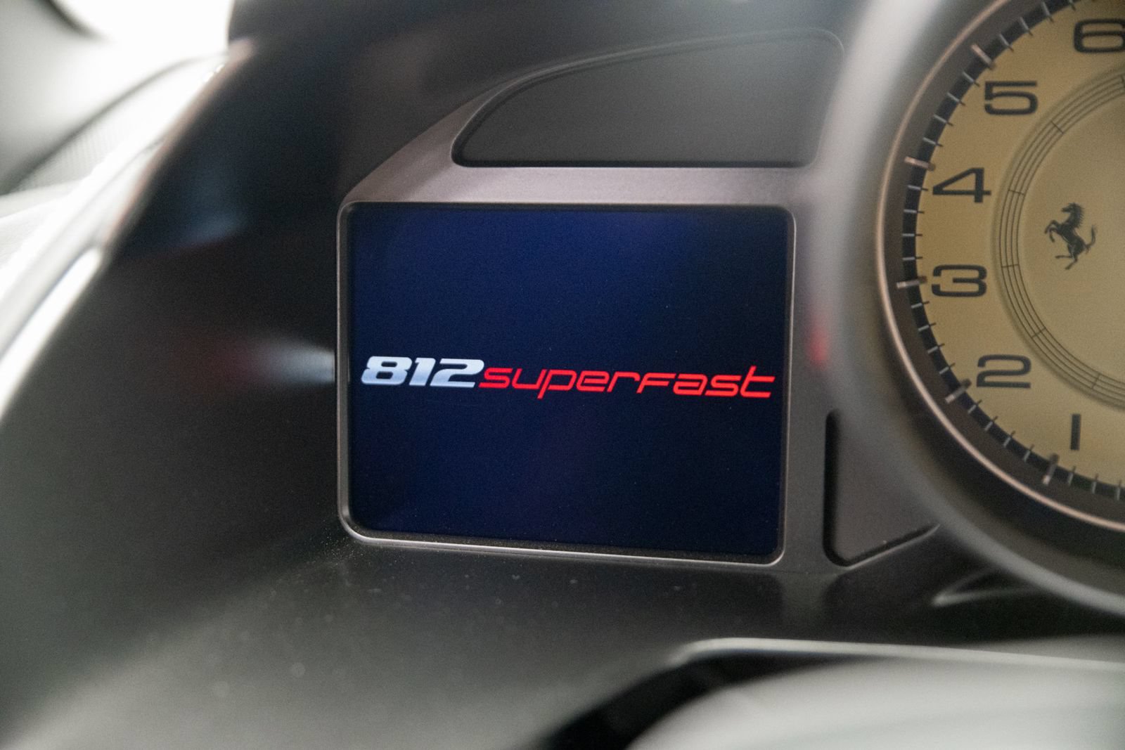 Used 2020 Ferrari 812 Superfast RWD image 13