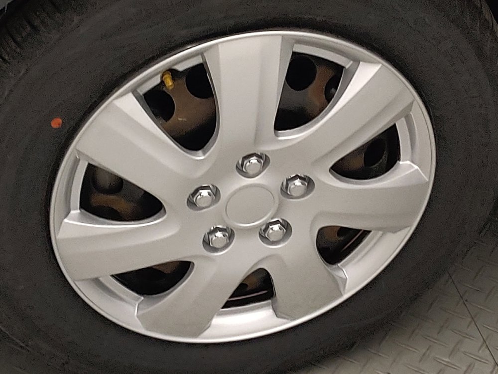 Used 2020 Chevrolet Sonic LT FWD image 31