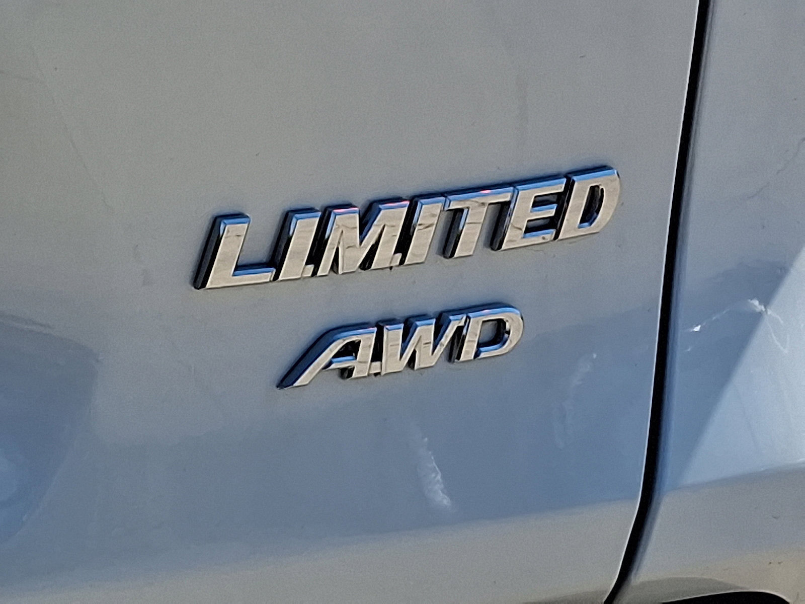 Used 2024 Toyota RAV4 Limited image 32