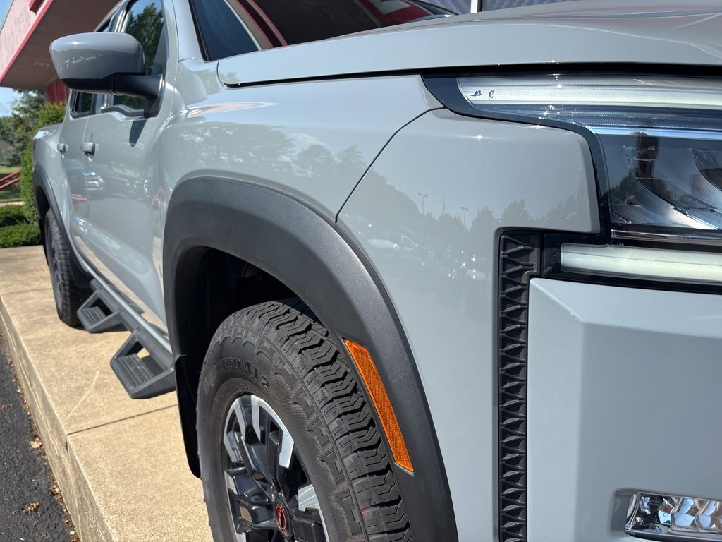 Used 2023 Nissan Frontier PRO-4X w/ Technology Package image 5